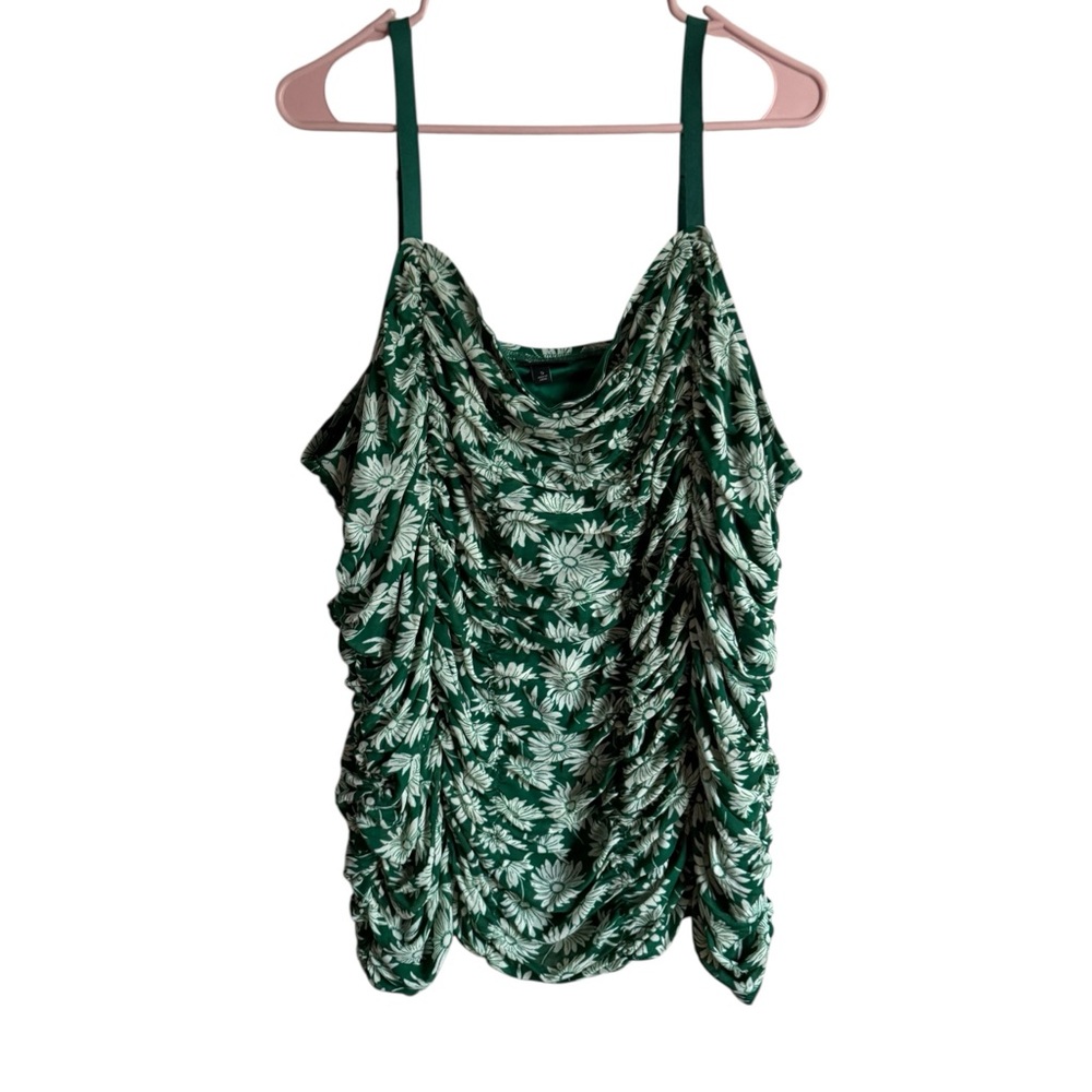 NWOT Torrid Floral Ruched Top - Picture 2 of 6